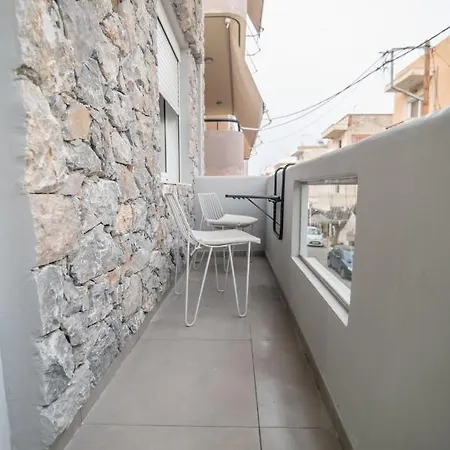 Apartment 58 - 5min To *