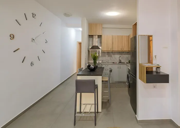 58 - 5' To Apartman Kosz